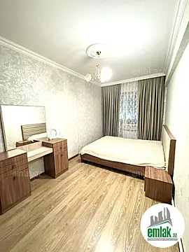 Satılır 2 otaqlı köhnə tikili 70 m²