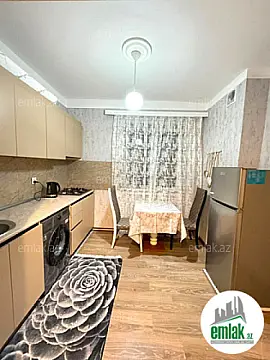 Satılır 2 otaqlı köhnə tikili 70 m²