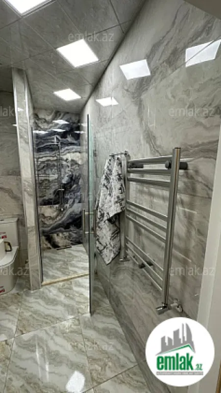 Satılır 2 otaqlı yeni tikili 96 m²