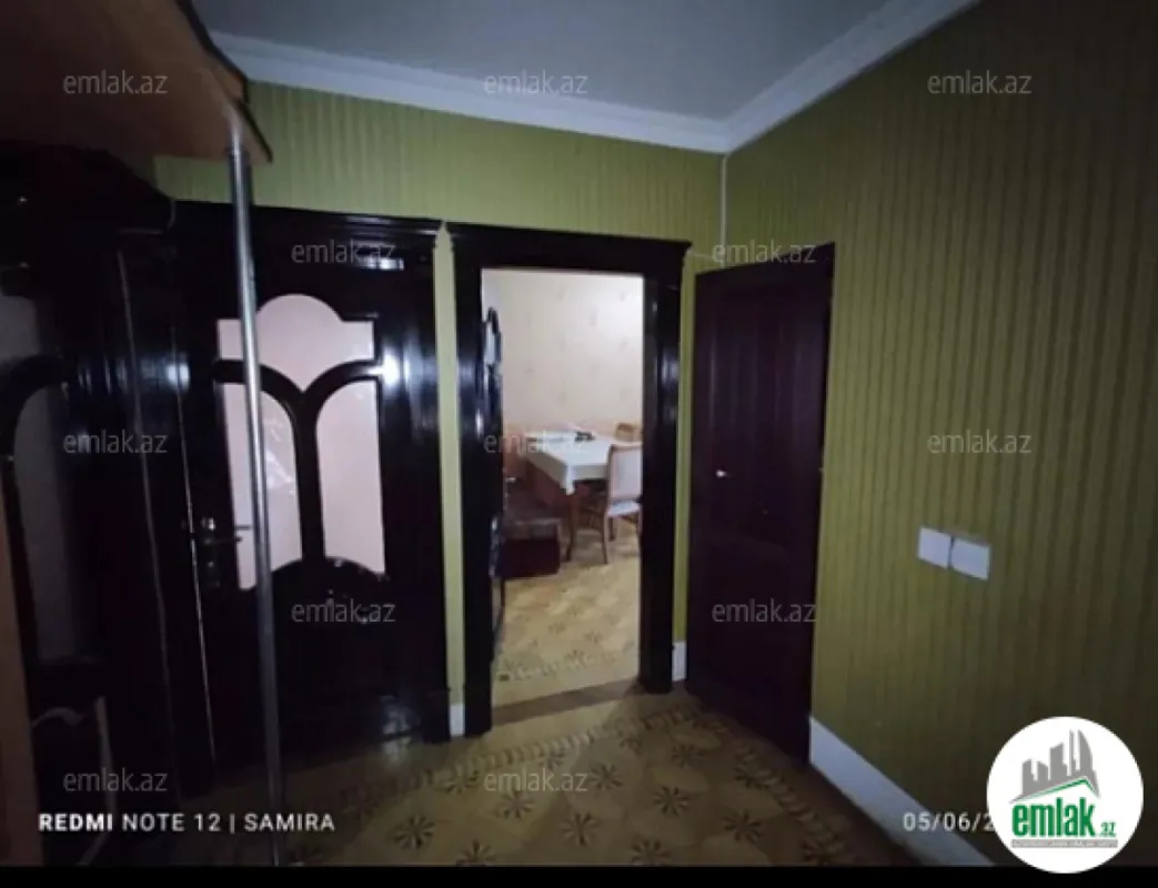 Satılır 3 otaqlı köhnə tikili 85 m²