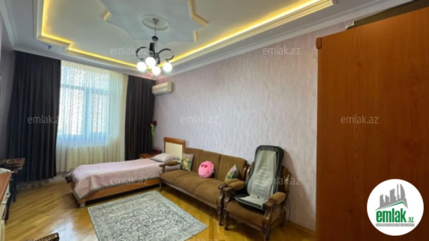 Satılır 3 otaqlı yeni tikili 140 m²