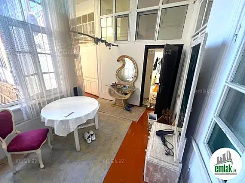 Satılır 2 otaqlı köhnə tikili 45 m² — Bakı 2 otaq 45.00 m²