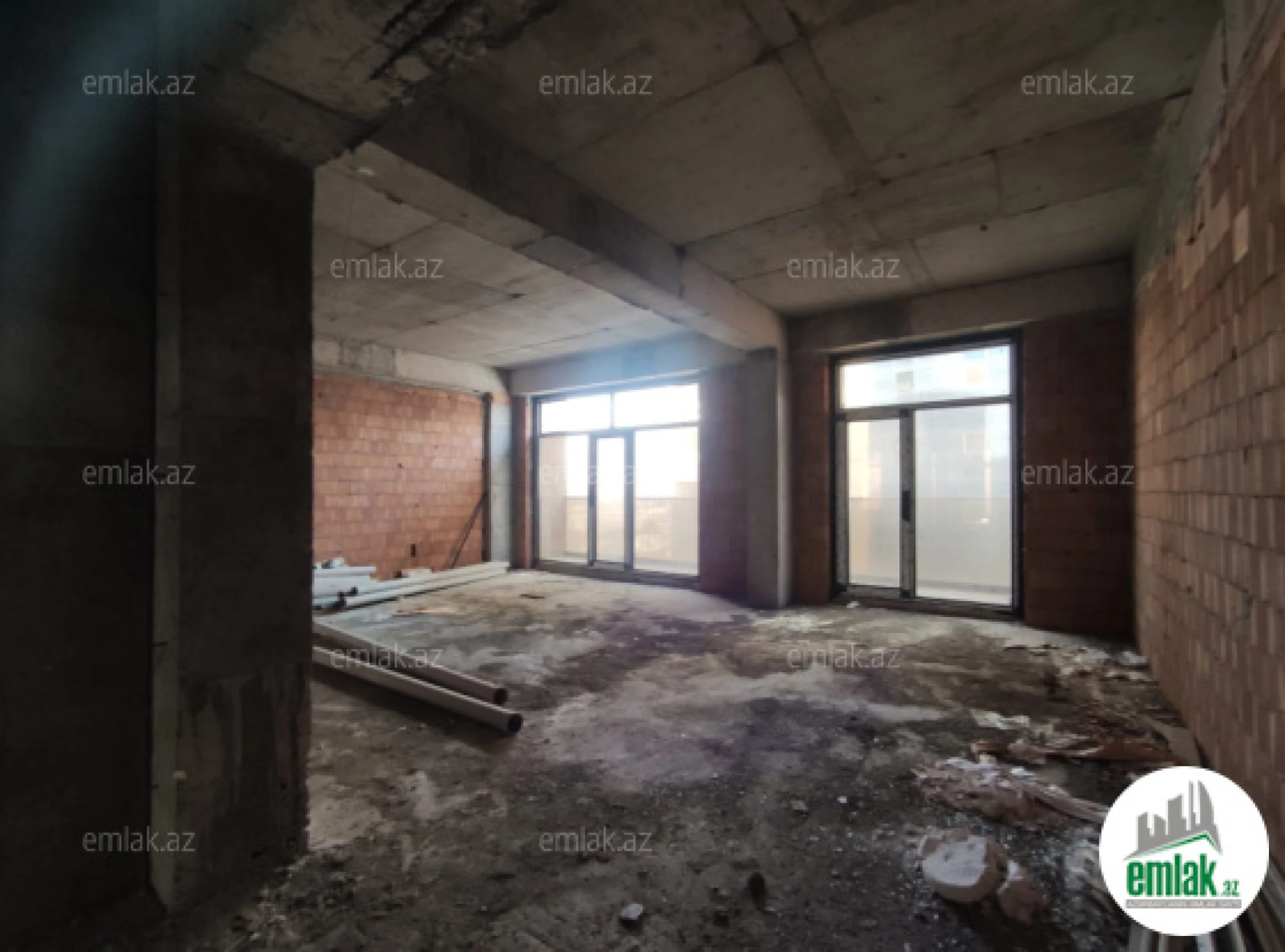 Satılır 3 otaqlı yeni tikili 155 m²