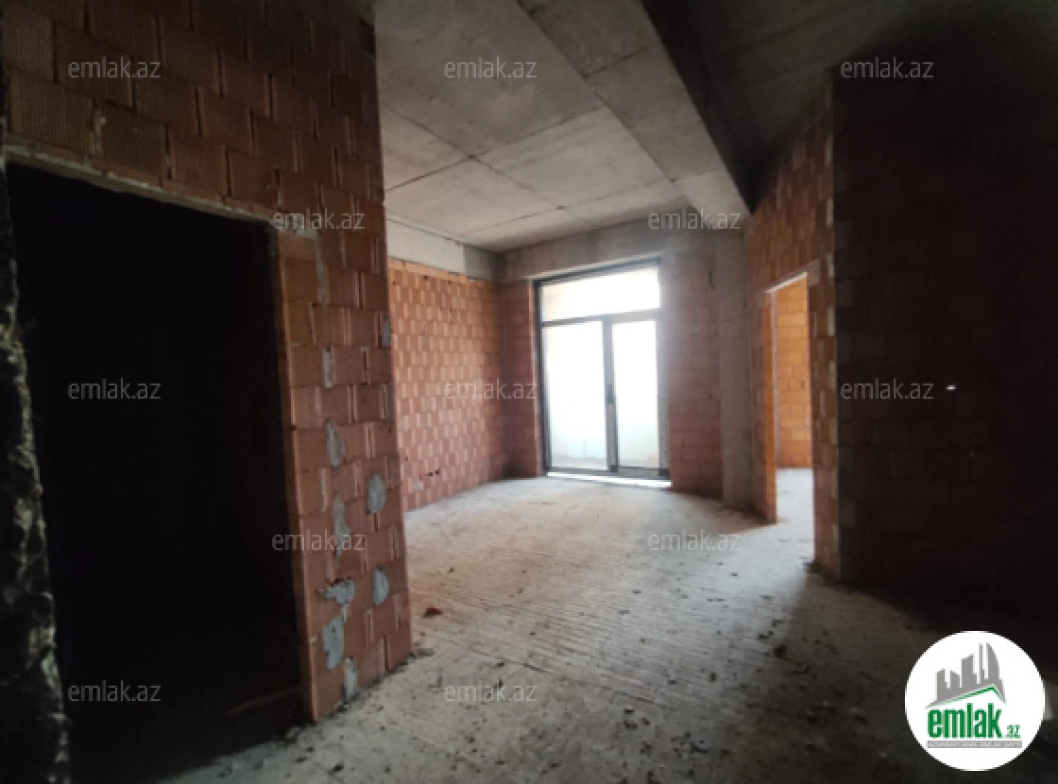 Satılır 3 otaqlı yeni tikili 155 m²