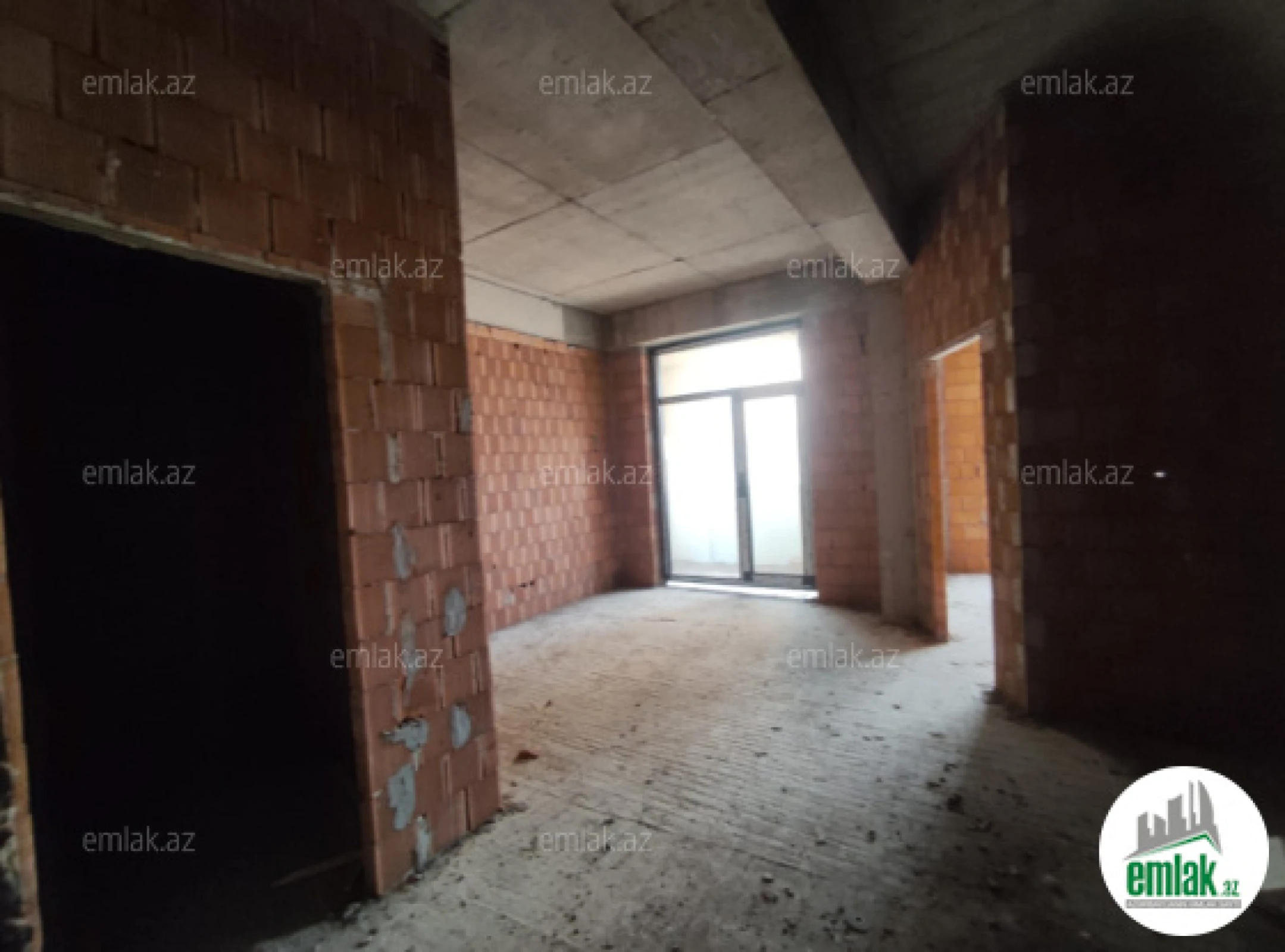 Satılır 3 otaqlı yeni tikili 155 m²