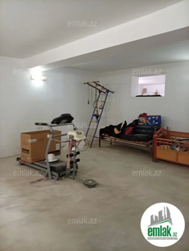 Satılır 6 otaqlı mənzil 400 m²