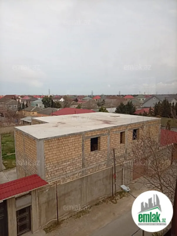 Satılır 6 otaqlı mənzil 400 m²
