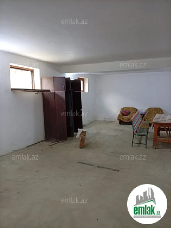 Satılır 6 otaqlı mənzil 400 m²