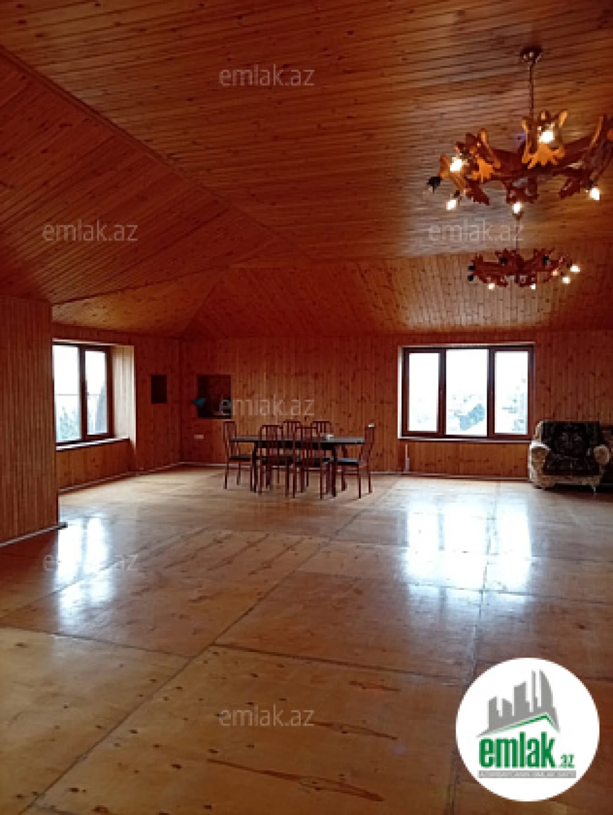 Satılır 6 otaqlı mənzil 400 m²