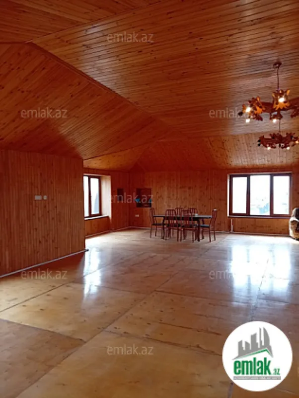 Satılır 6 otaqlı mənzil 400 m²