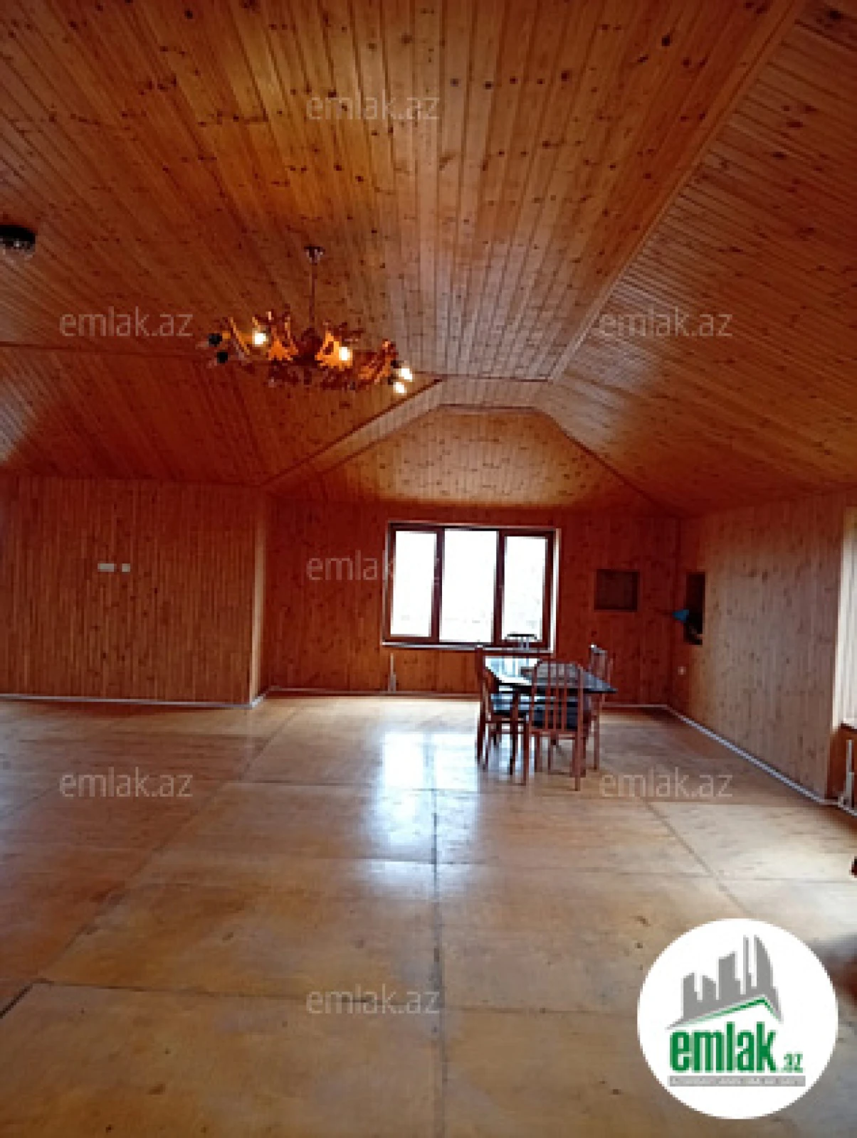 Satılır 6 otaqlı mənzil 400 m²