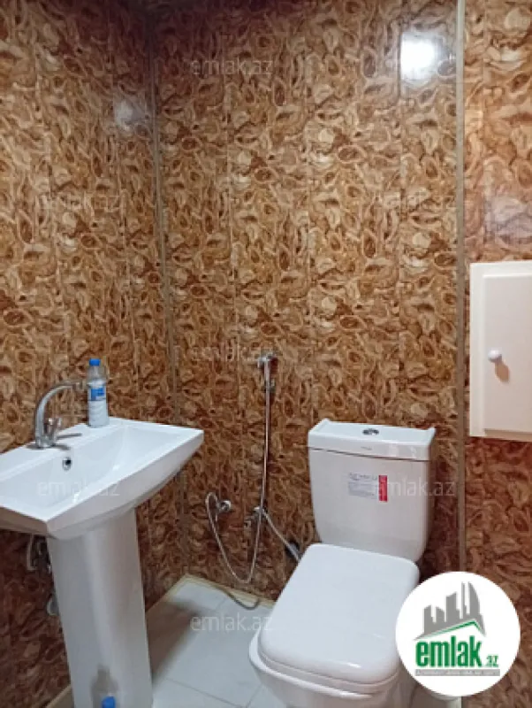 Satılır 6 otaqlı mənzil 400 m²