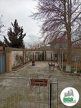 Satılır 6 otaqlı mənzil 400 m²