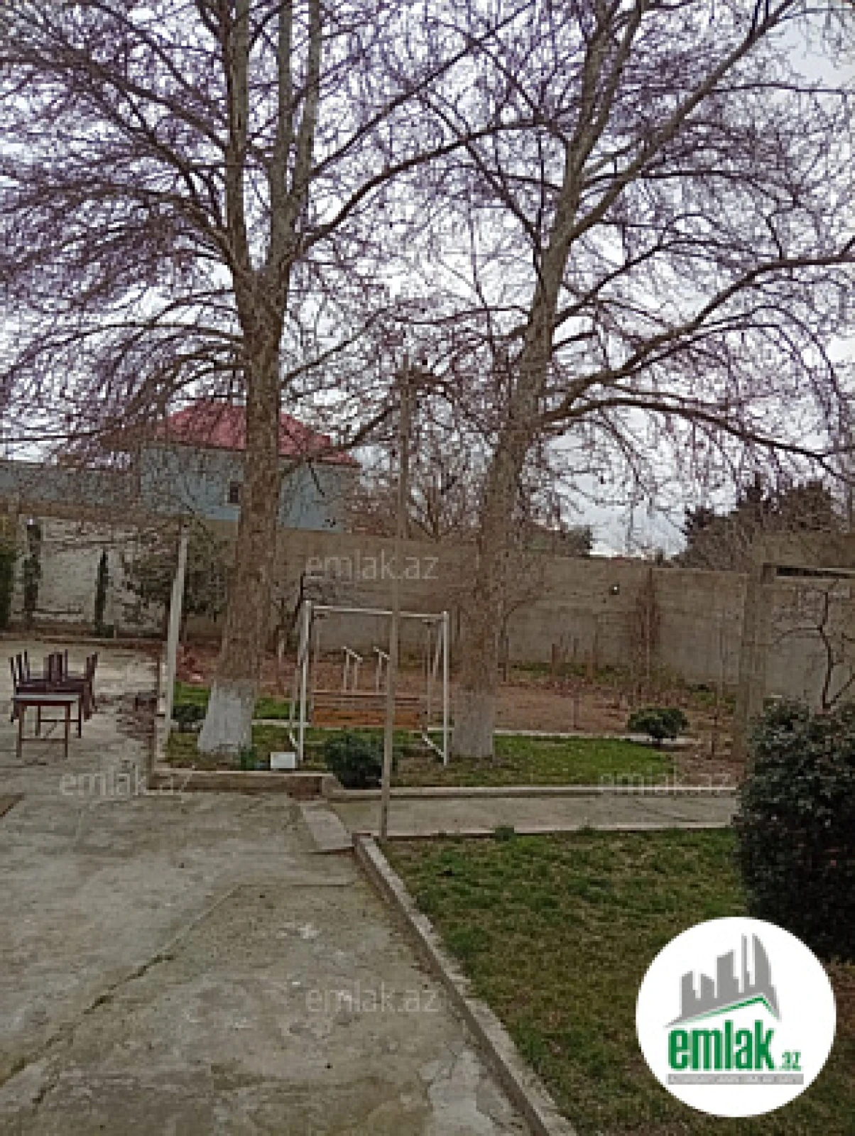 Satılır 6 otaqlı mənzil 400 m²