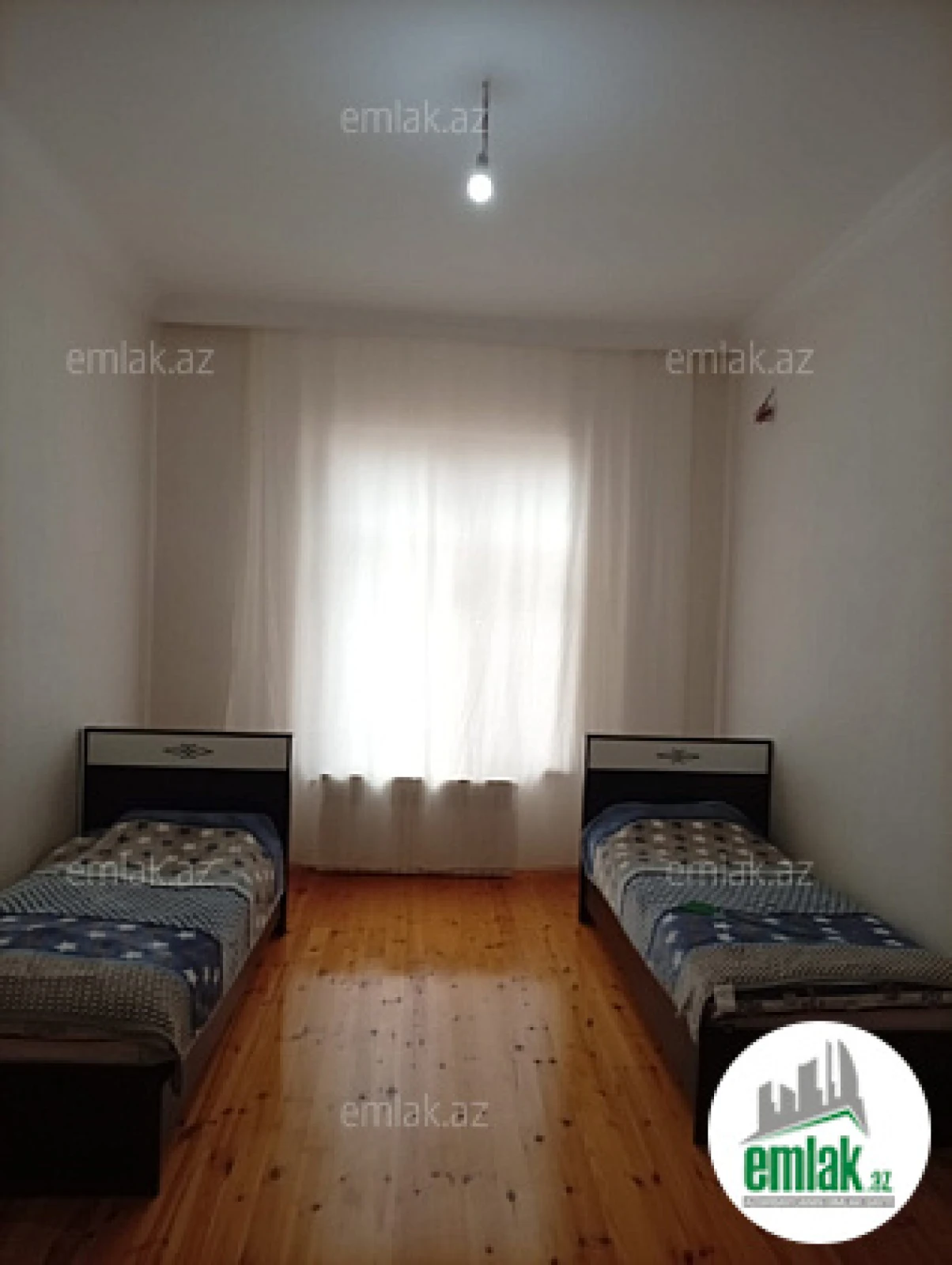 Satılır 6 otaqlı mənzil 400 m²