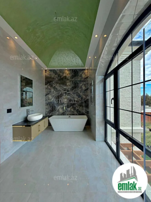 Satılır 6 otaqlı mənzil 400 m²