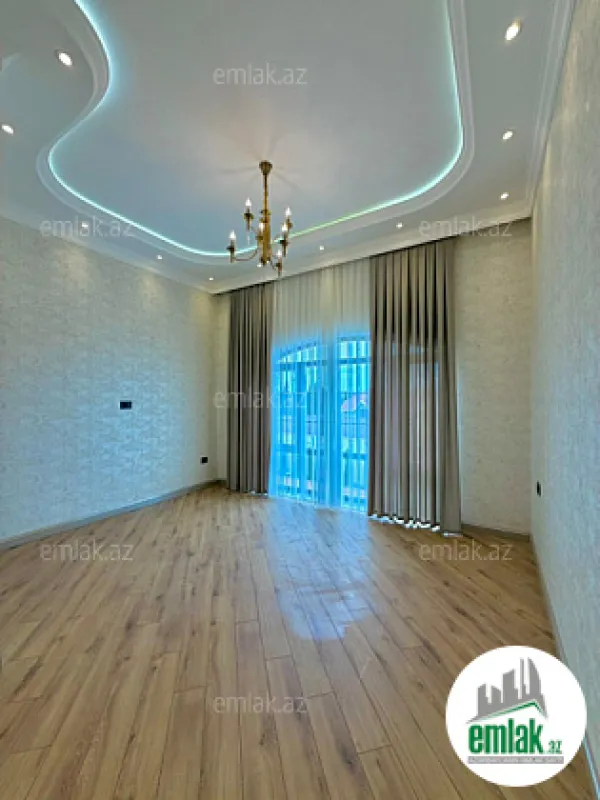 Satılır 6 otaqlı mənzil 400 m²