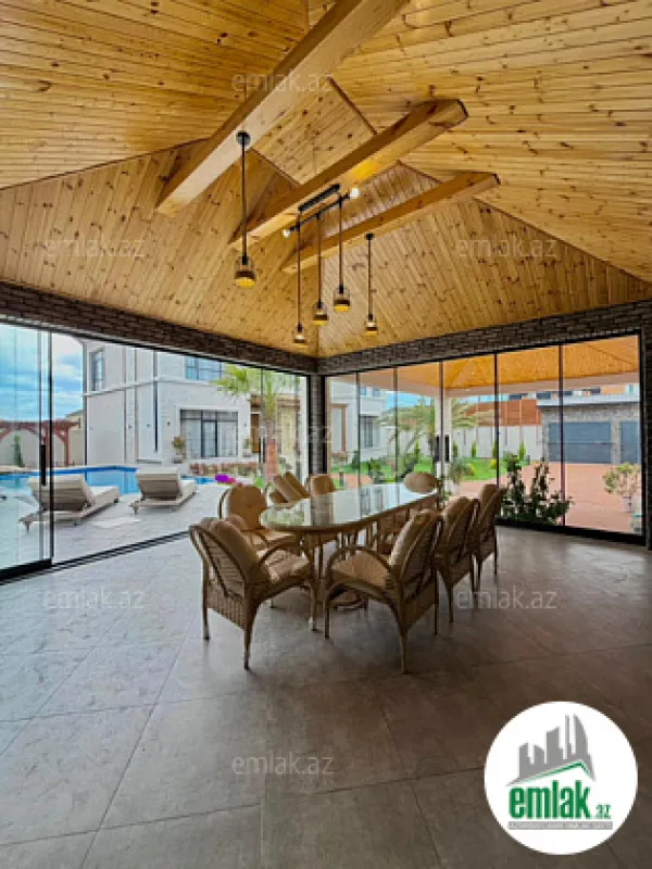 Satılır 6 otaqlı mənzil 400 m²