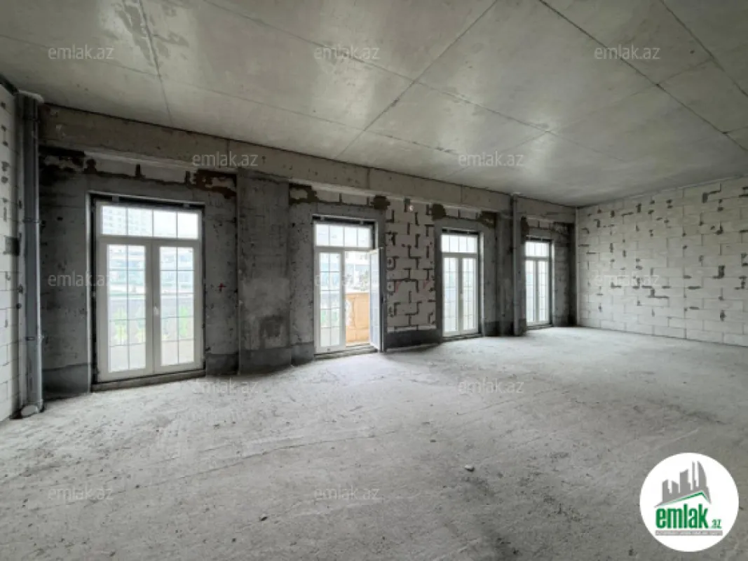 Satılır 3 otaqlı yeni tikili 94 m²