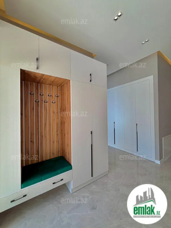 Satılır 4 otaqlı mənzil 170 m²