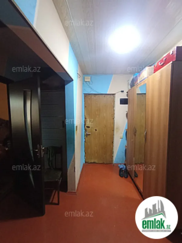 Satılır 3 otaqlı köhnə tikili 64 m²