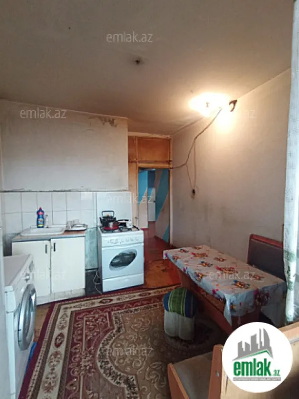 Satılır 3 otaqlı köhnə tikili 64 m²