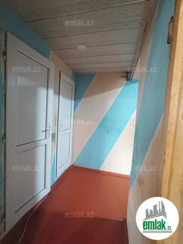 Satılır 3 otaqlı köhnə tikili 64 m²