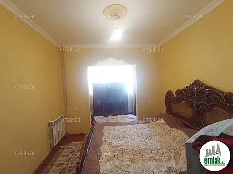Satılır 3 otaqlı köhnə tikili 64 m²