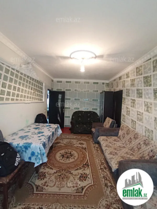 Satılır 3 otaqlı köhnə tikili 64 m²