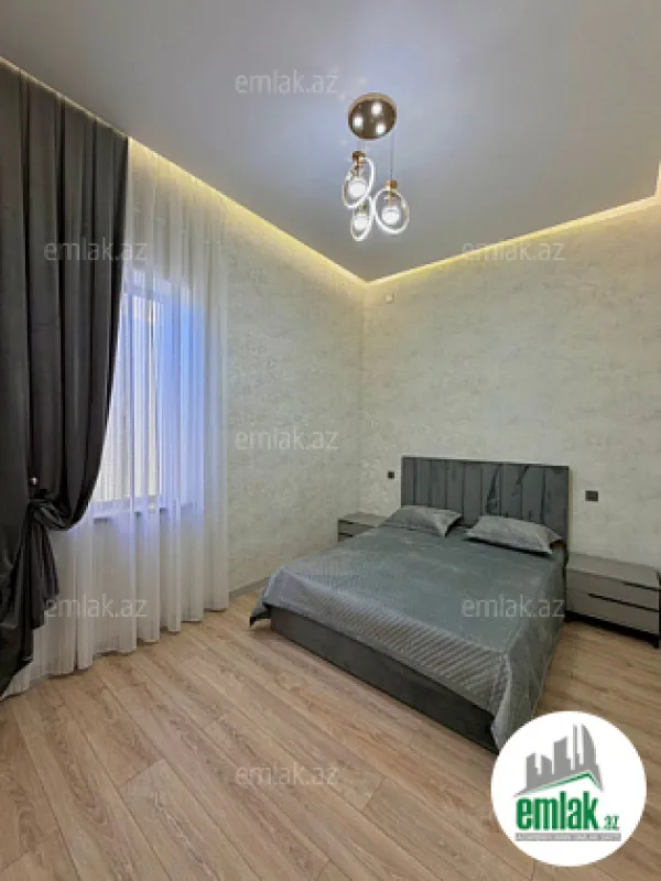 Satılır 3 otaqlı mənzil 170 m²