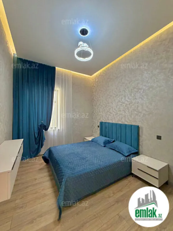 Satılır 3 otaqlı mənzil 170 m²