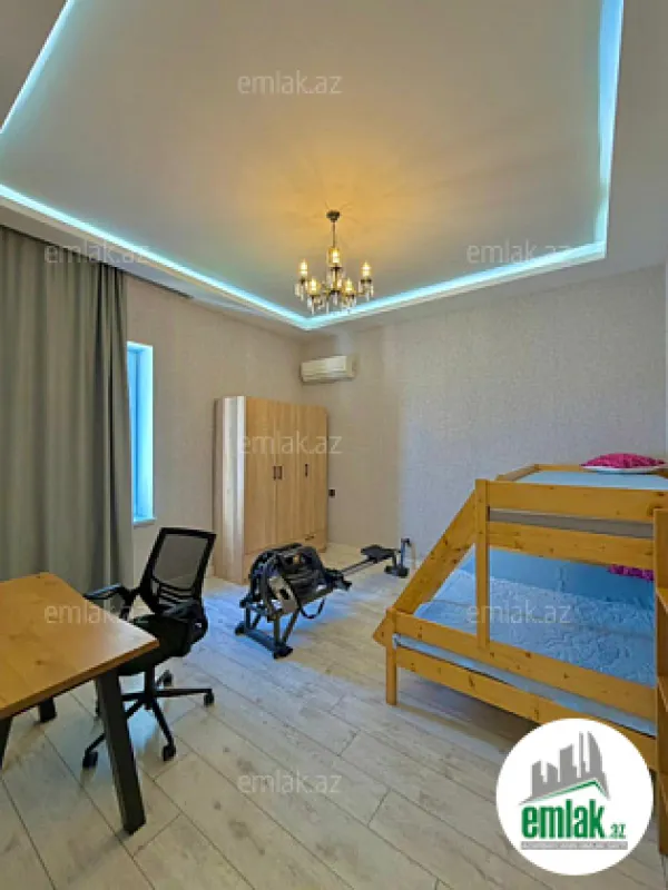 Satılır 4 otaqlı mənzil 170 m²