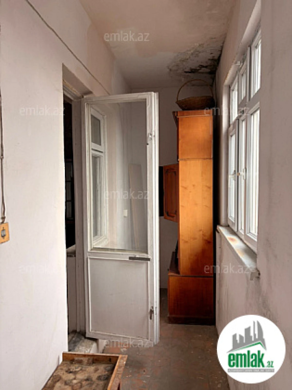 Satılır 2 otaqlı köhnə tikili 70 m²