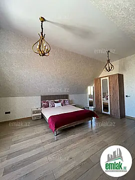 Satılır 4 otaqlı mənzil 250 m²