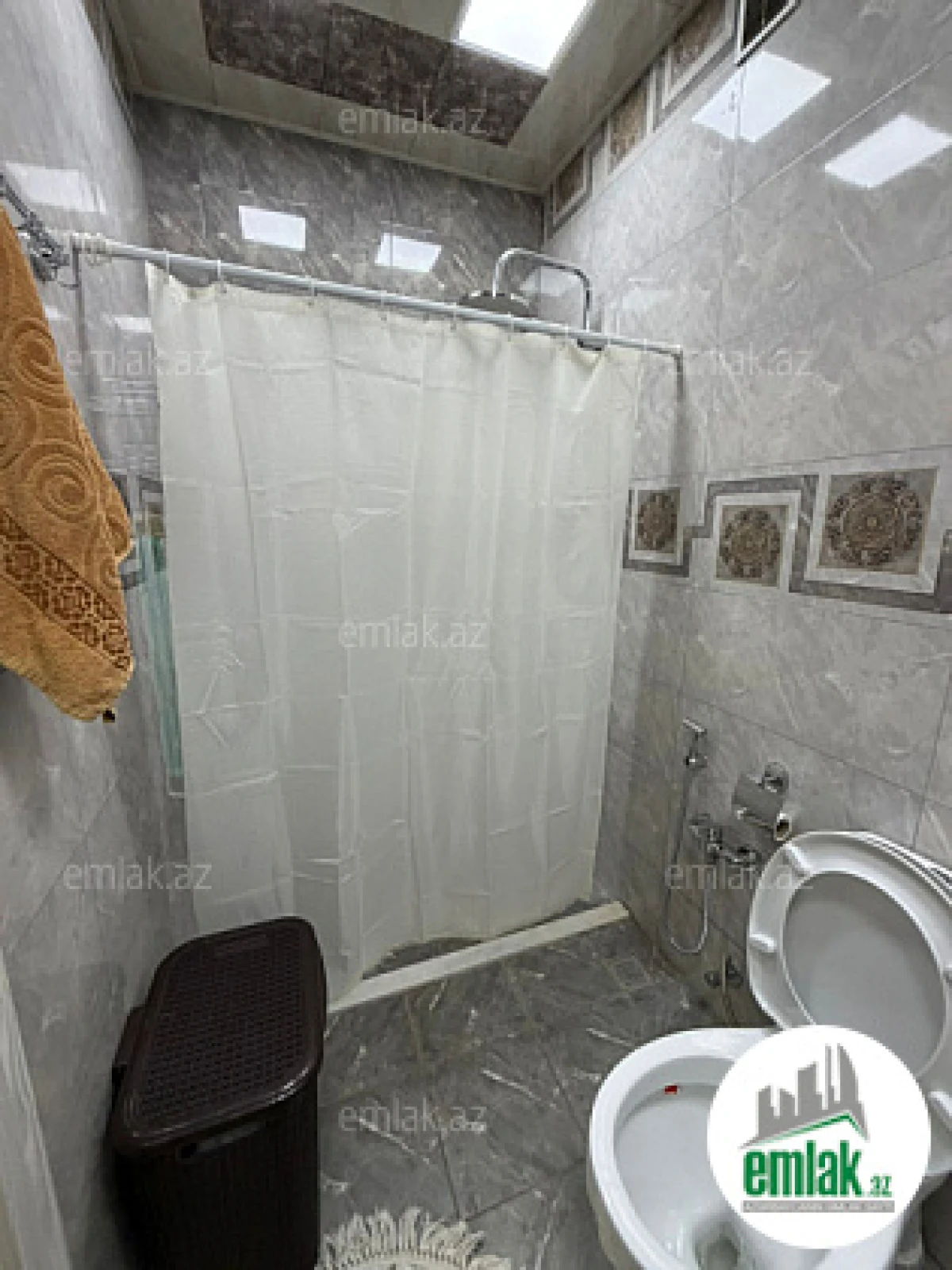 Satılır 2 otaqlı yeni tikili 60 m²