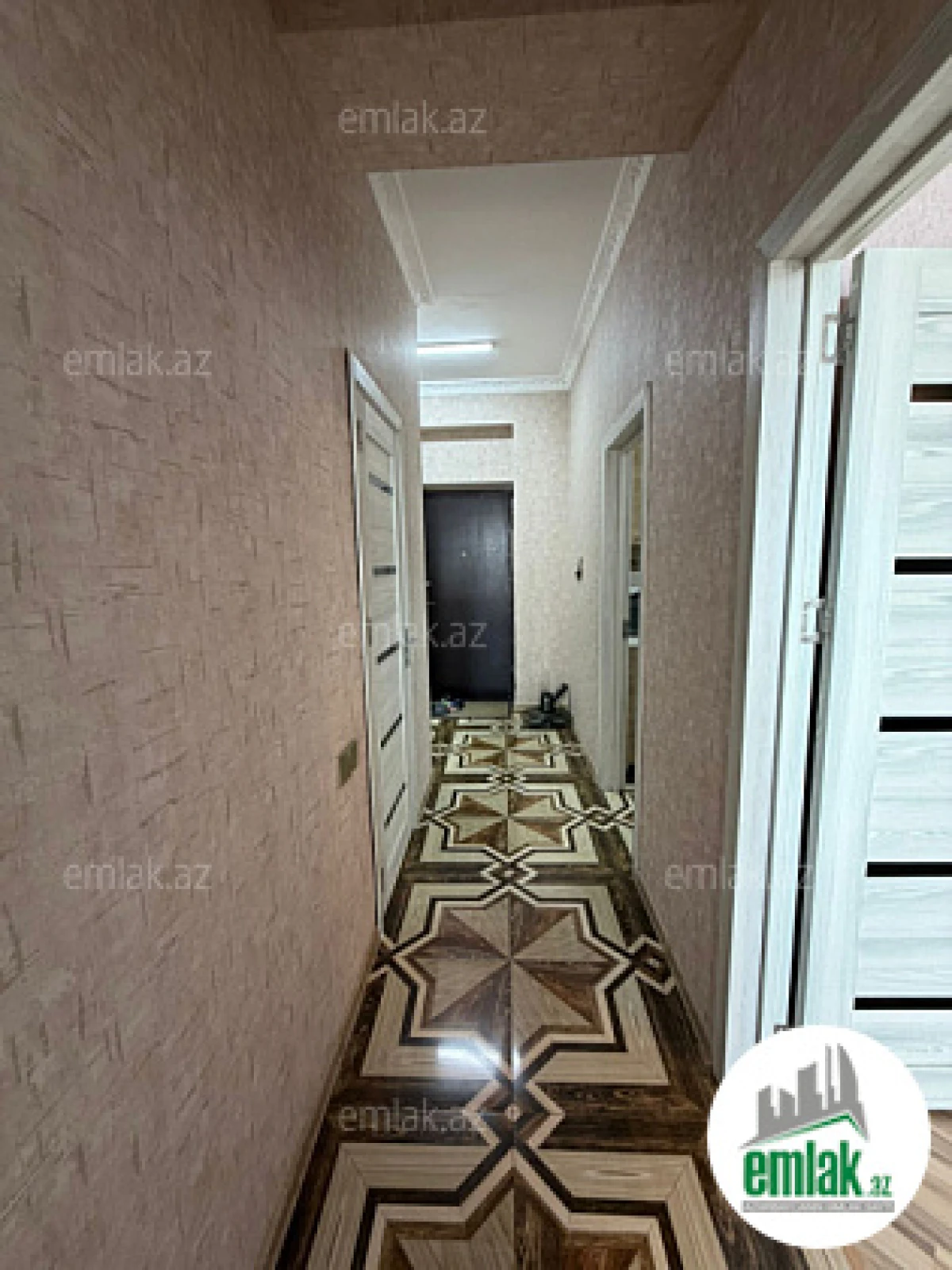 Satılır 2 otaqlı yeni tikili 60 m²