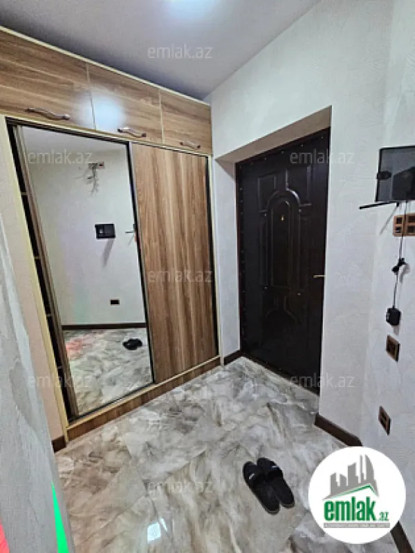 Satılır 3 otaqlı yeni tikili 100 m²