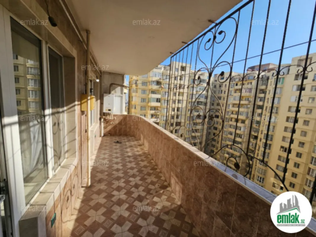 Satılır 3 otaqlı yeni tikili 100 m²