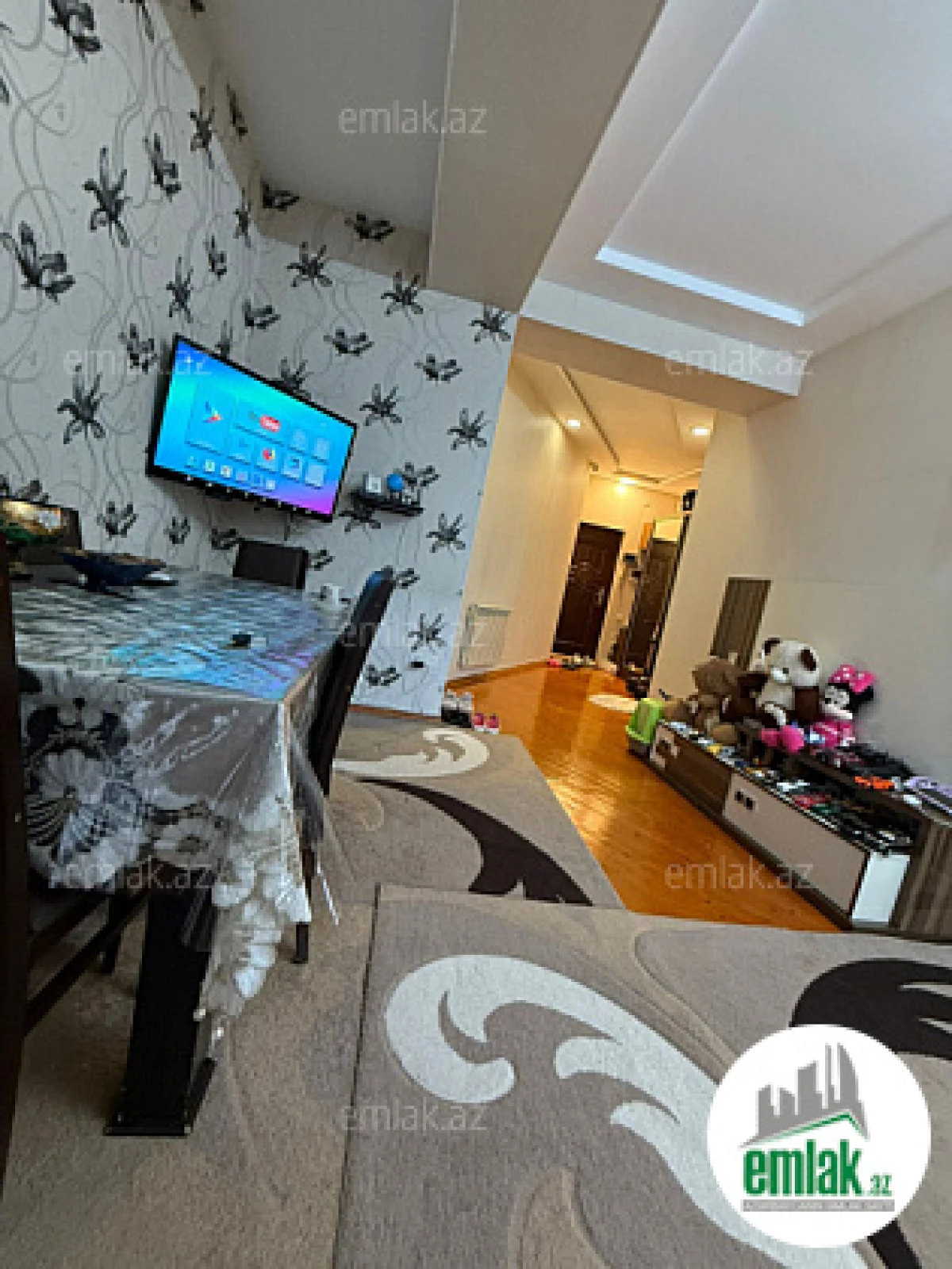 Satılır 2 otaqlı yeni tikili 75 m²