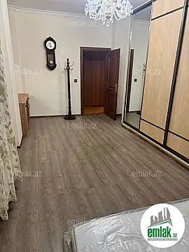 Satılır 2 otaqlı yeni tikili 115 m²