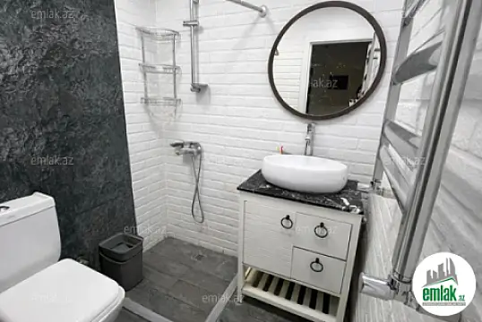 Satılır 3 otaqlı köhnə tikili 65 m²