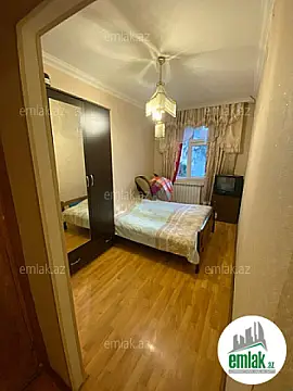 Satılır 3 otaqlı köhnə tikili 65 m² — Bakı 3 otaq 65.00 m²