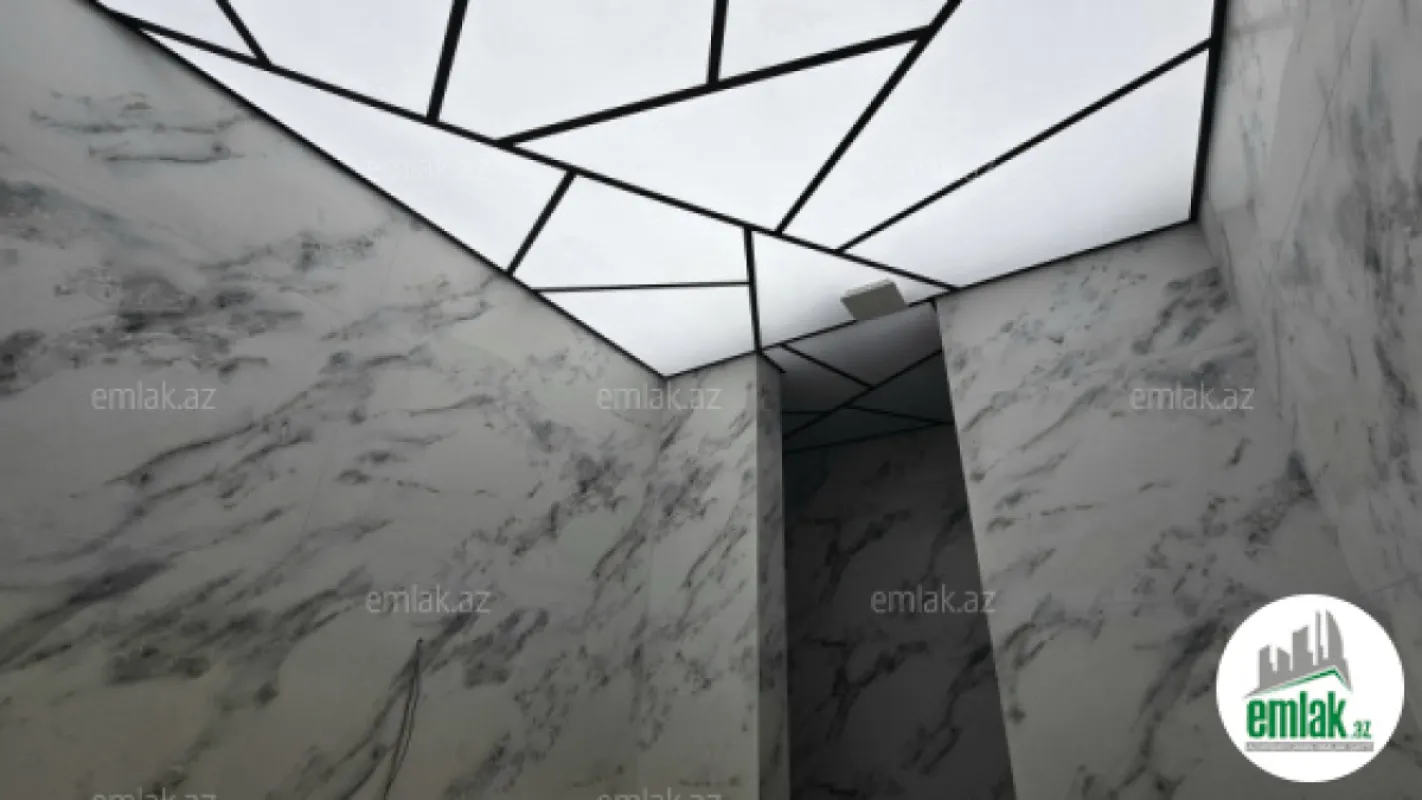 Satılır 3 otaqlı yeni tikili 112 m²