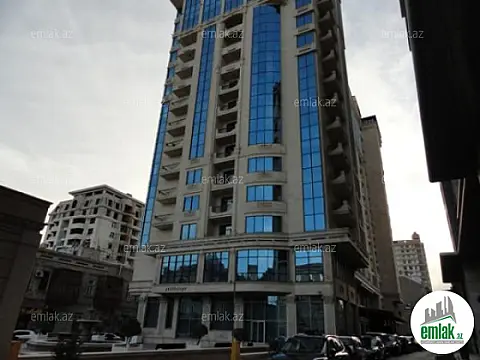 Satılır 3 otaqlı yeni tikili 180 m² — Bakı 3 otaq 180.00 m²