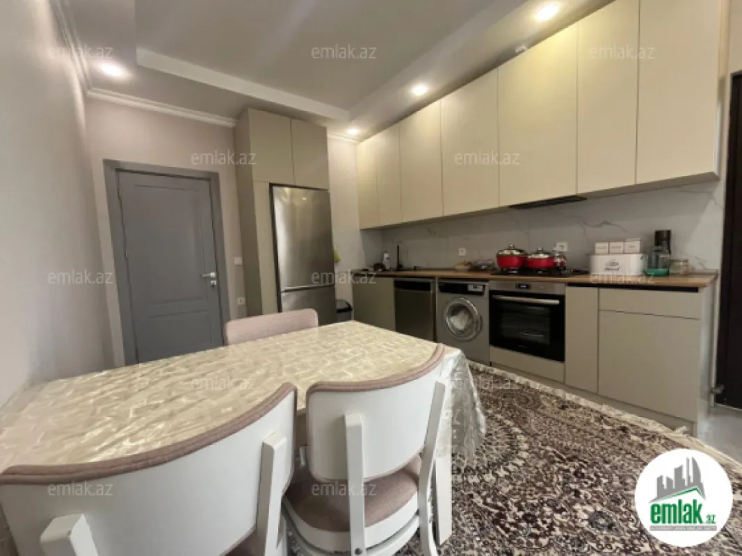 Satılır 2 otaqlı yeni tikili 61 m²
