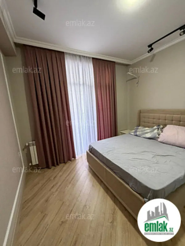 Satılır 2 otaqlı yeni tikili 61 m²