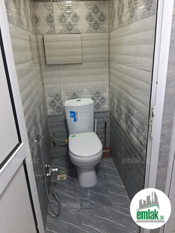 Satılır 2 otaqlı köhnə tikili 55 m²