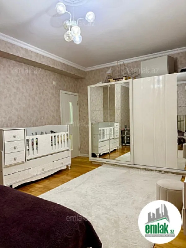 Satılır 2 otaqlı yeni tikili 92 m²