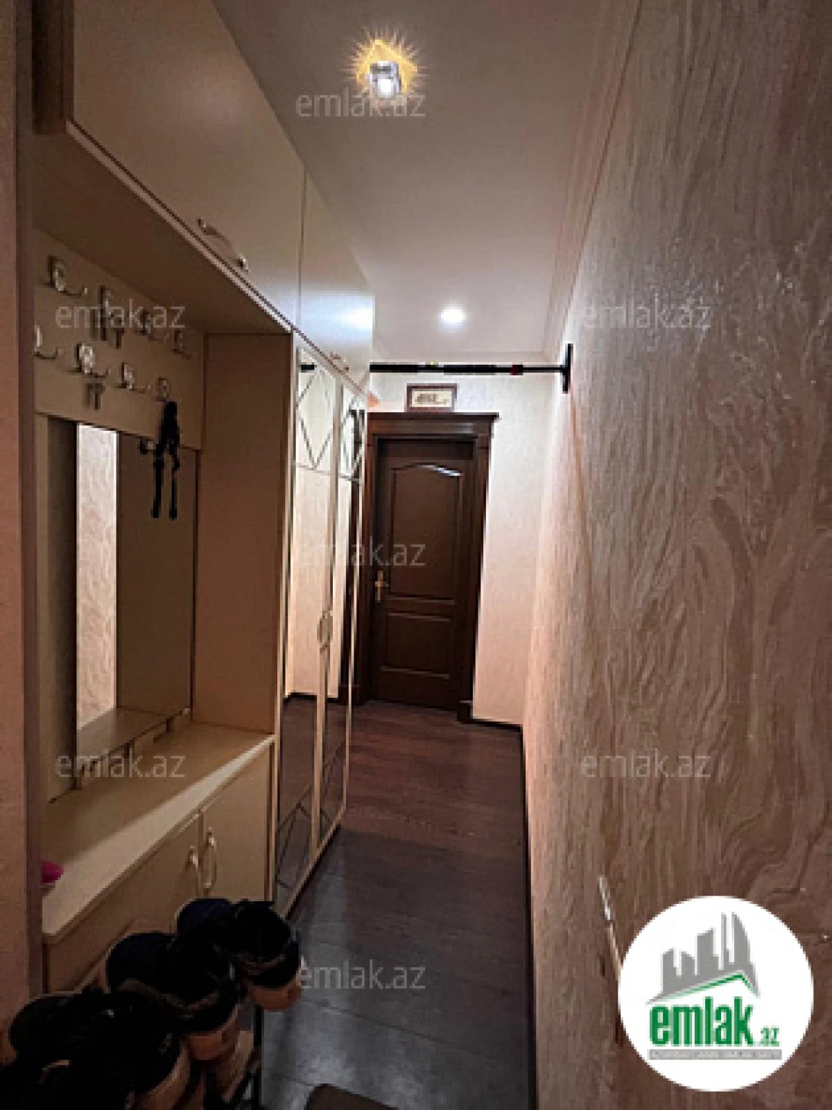 Satılır 3 otaqlı köhnə tikili 50 m²