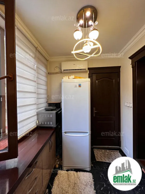 Satılır 3 otaqlı köhnə tikili 50 m²